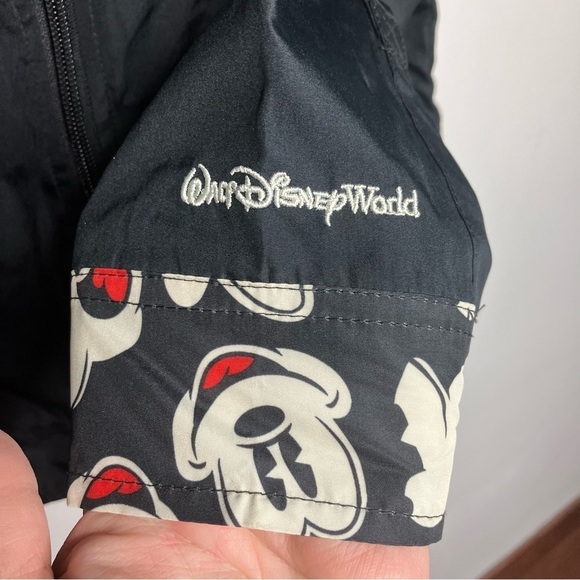 Disney parks Mickey Mouse windbreaker jacket size XS - Picture 3 of 7